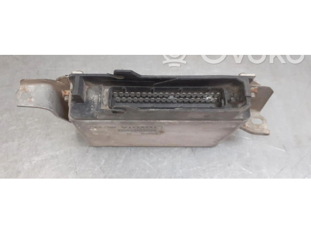 Řídící jednotka 8966105010   Toyota Carina T190 