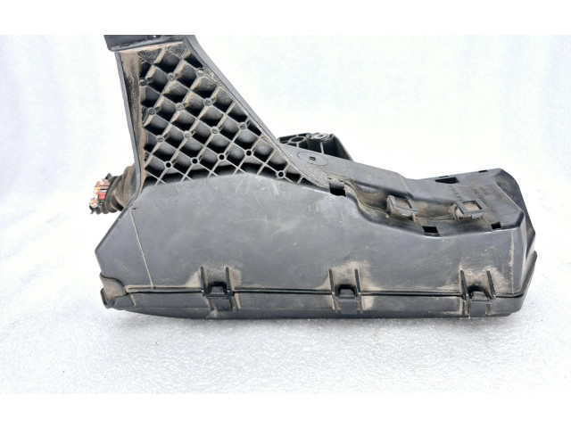 Блок предохранителей  9494210   Volvo V70    