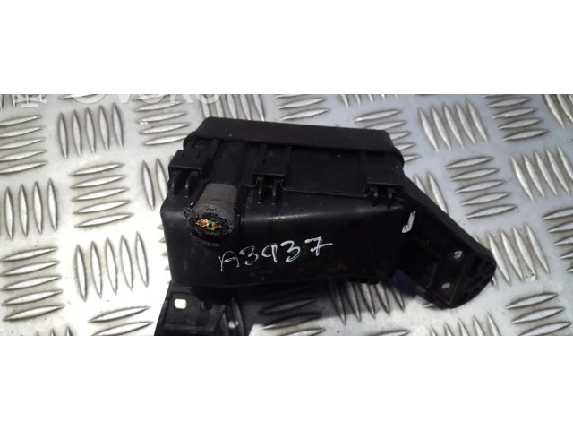 Блок предохранителей     Lexus IS 220D-250-350    