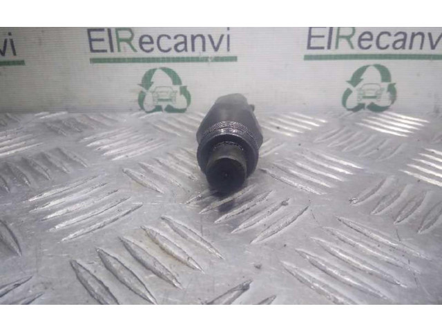 Форсунка LCR6735406H    Renault Clio II   