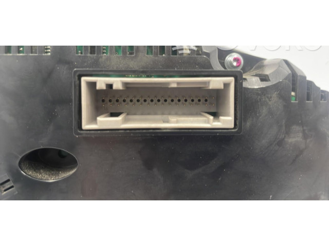 Панель приборов 8R0920981H Audi Q5 SQ5