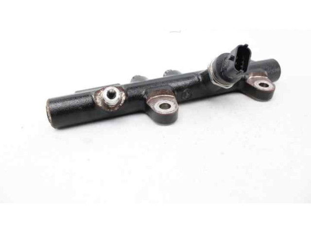 Топливная рампа 175215346R   Renault Clio IV  