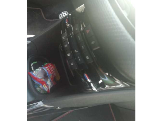 Блок управления климат-контролем 98195706xu Peugeot 2008 I