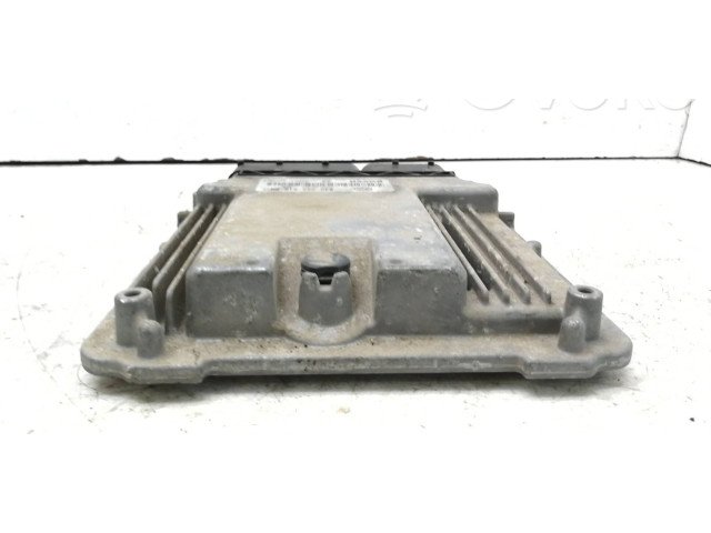 Řídící jednotka 03G906016DM, 1039S06225 Volkswagen Caddy 2006