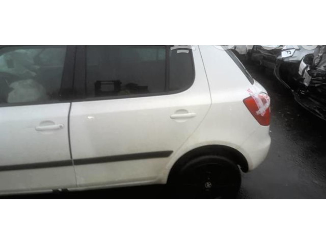 Генератор 03F903023E Skoda Fabia Mk2 (5J)