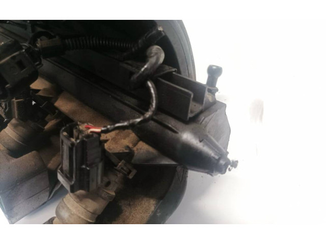 Топливная рампа 06a133317ac   Skoda Octavia Mk2 (1Z)  