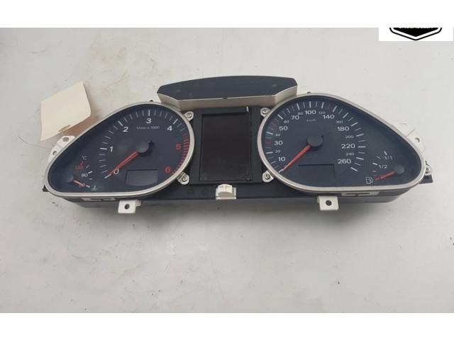 Přístrojová deska Audi Q7 4L 2007 4L0920900J, 4L0920900J