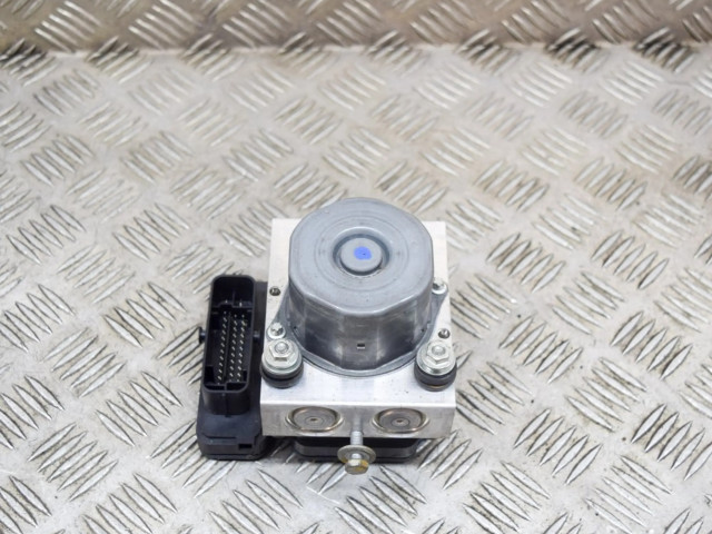 Блок АБС 0265956101, 670008166 Maserati Ghibli 2013- года