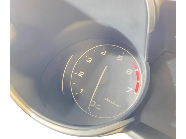 Přístrojová deska Alfa Romeo Stelvio 2019 50559284