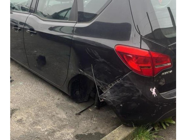 Блок управления климат-контролем 13441784 Opel Meriva B