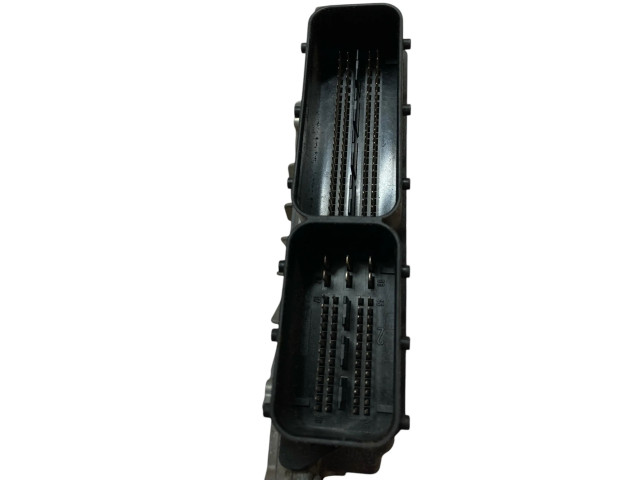 Блок управления двигателя 30729826, 0281012103   Volvo V70