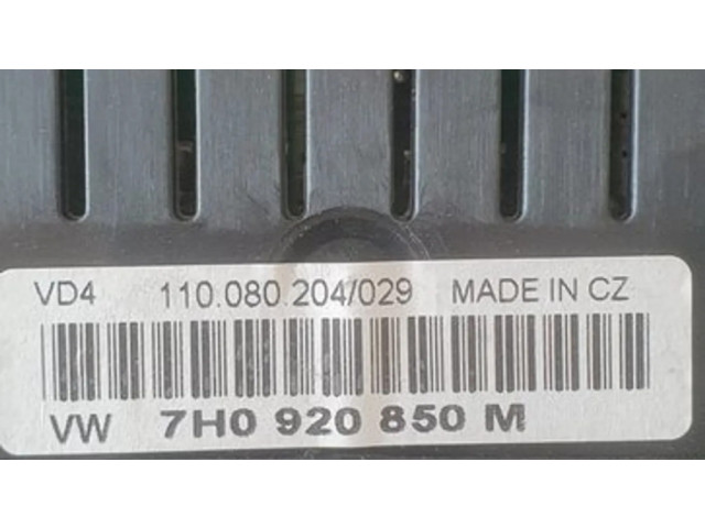 Přístrojová deska  Volkswagen Transporter - Caravelle T5 2008 7H0920850M  