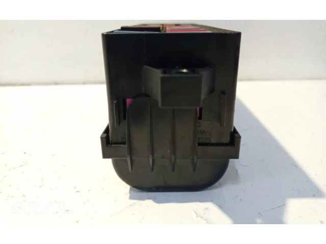   Pojistková skříňka    Seat Ibiza IV (6J,6P) 2010