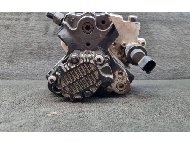 Vstřikovací čerpadlo 057130755K, 057130755M   Audi A8 S8 D3 4E    BVN 