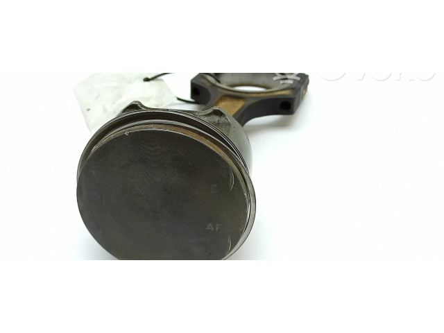 Поршень с шатуном Jaguar XJ X308 для бензинового двигателя 4.0