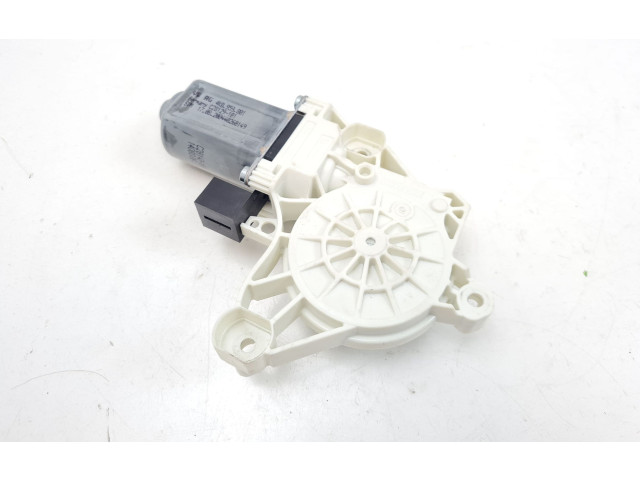 Моторчик заднего дворника 4K0959801    Audi e-tron