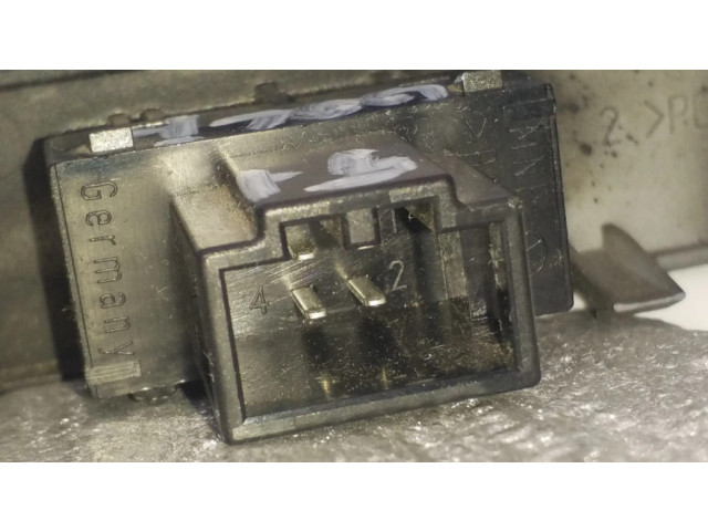 Включатель надувной подушки для пассажира