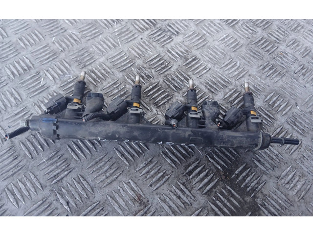 Топливная рампа Citroen C4 II для двигателя EP6C