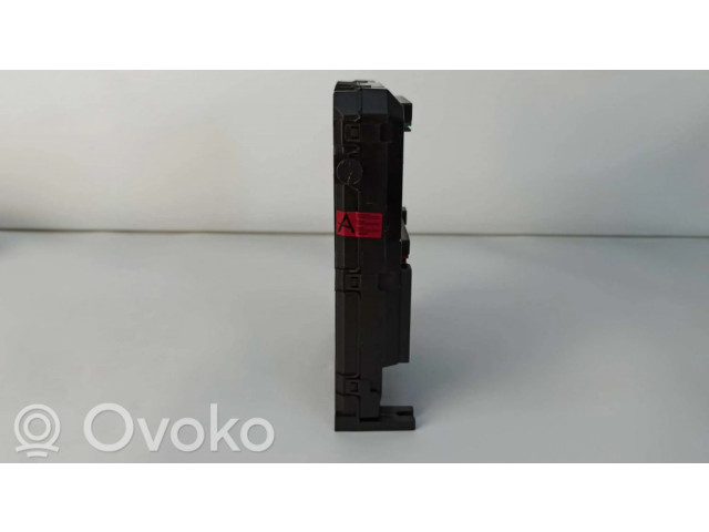 Блок комфорта 1617304880, 9819850080 Peugeot 2008 I