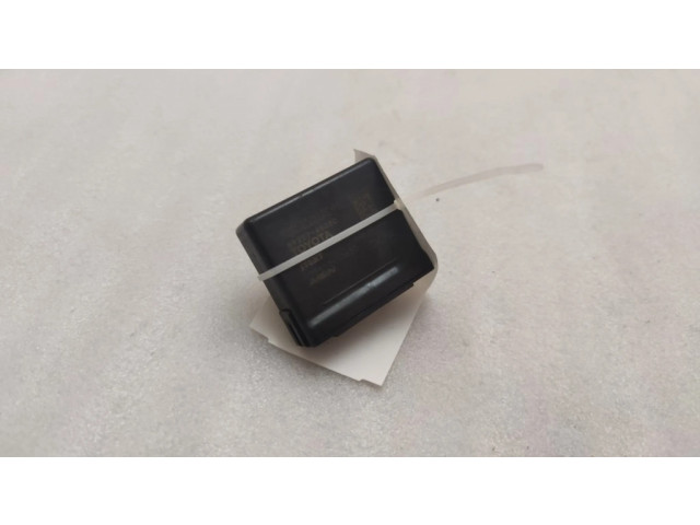 Блок управления 8922748050, 17581210630 Lexus NX