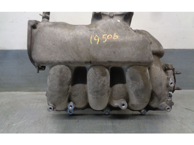 Всасывающий коллектор 140107Y040 Nissan Altima