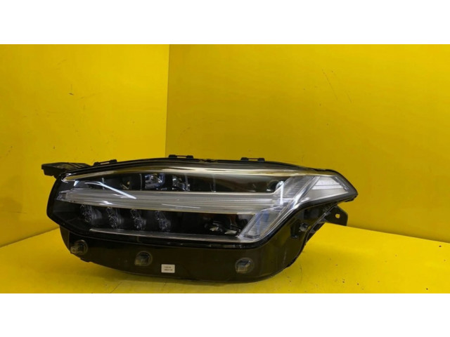 Передняя фара