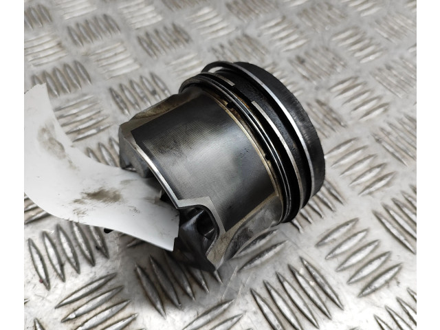 Píst 07L107065K Audi A6 S6 C6 4F CDYA