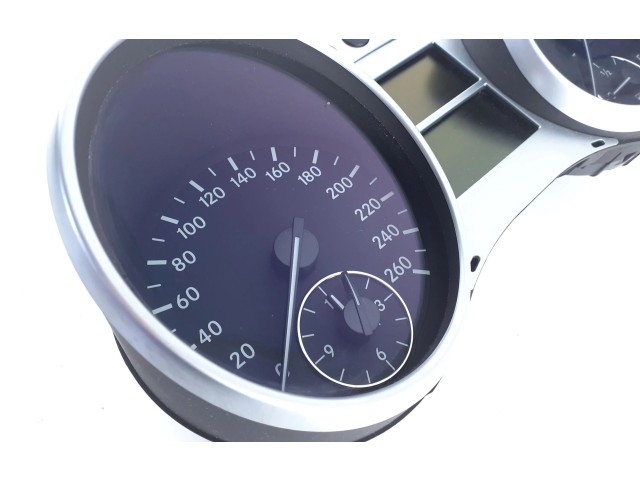 Панель приборов A2515404348   Mercedes-Benz R W251       