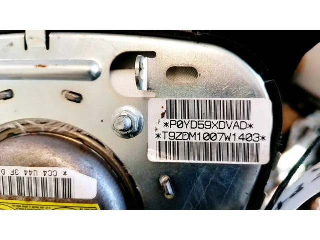 Подушка безопасности водителя P0YD59XDVAD   Jeep Patriot