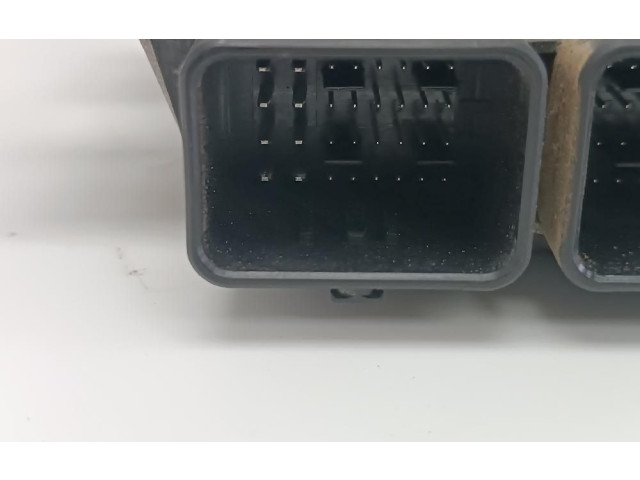 Блок управления двигателя S180158133 Dacia Lodgy