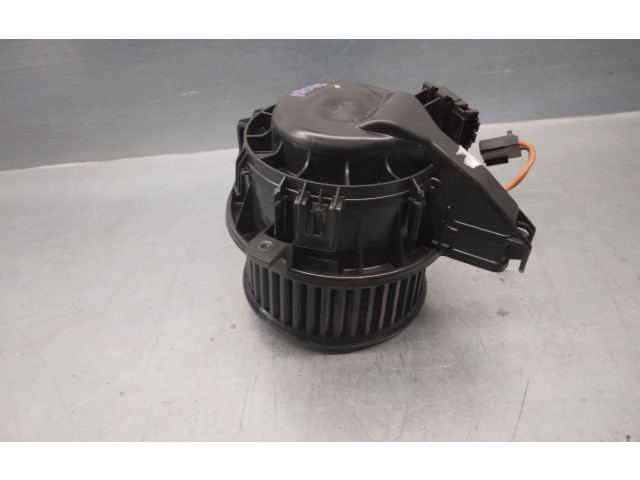 Вентилятор печки 2Q1820021A Skoda Kamiq