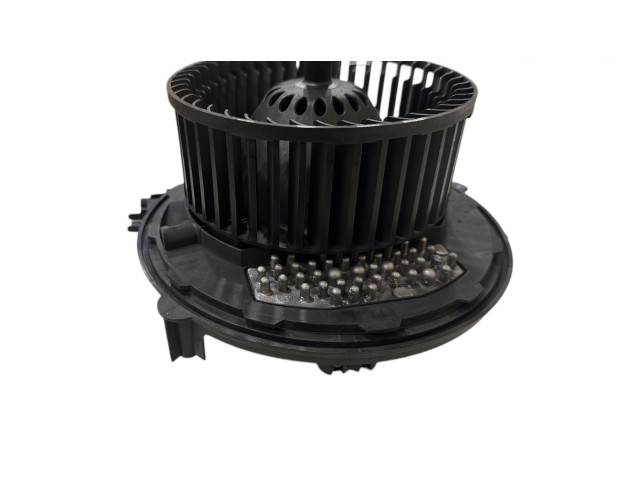 Вентилятор печки    5Q1819021B, 0130115576   Volkswagen e-Golf