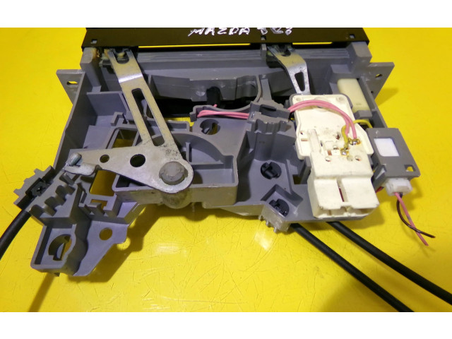 Блок управления климат-контролем HBG2WB9K17 Mazda 323