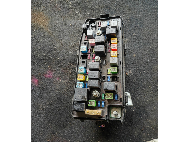 Pojistková skříňka 95471068 Chevrolet Captiva 2012