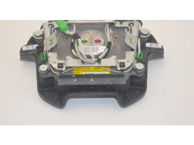 Подушка безопасности водителя 30754327   Volvo XC70