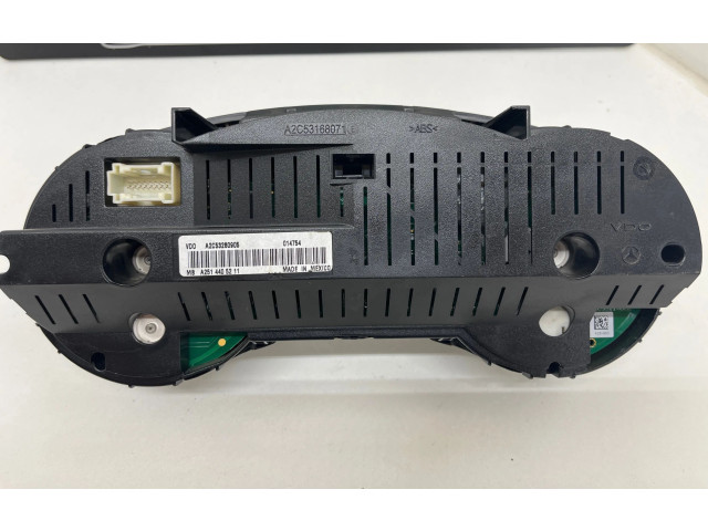 Přístrojová deska Mercedes-Benz R AMG W251 2008 A2514405211, A2C53168071