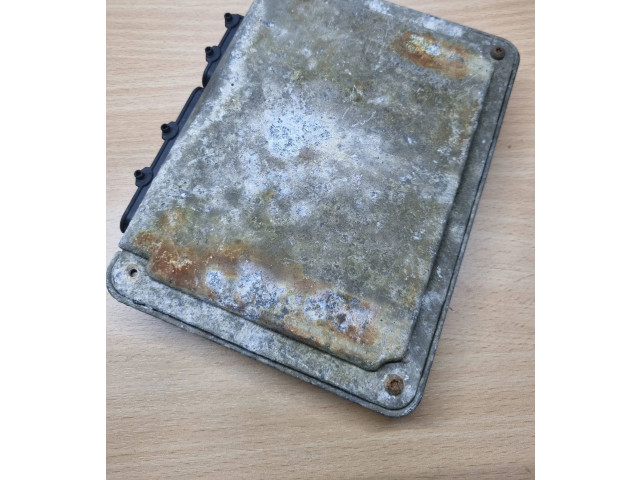 Řídící jednotka 038906013AN, 28SA4768 Volkswagen Caddy 2002