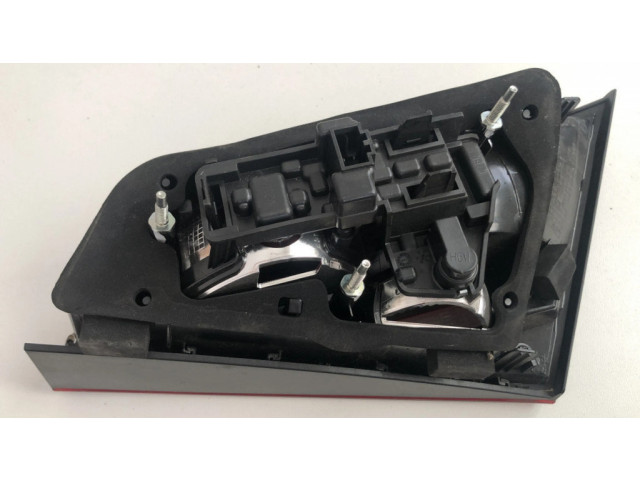 Задний фонарь  8V4945093    Audi A3 S3 8V   2013-2019 года