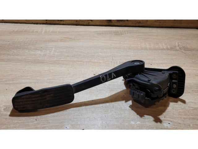 Педаль акселератора