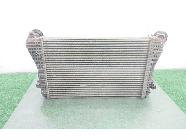 Интеркулер  3C0145805P   Volkswagen PASSAT 