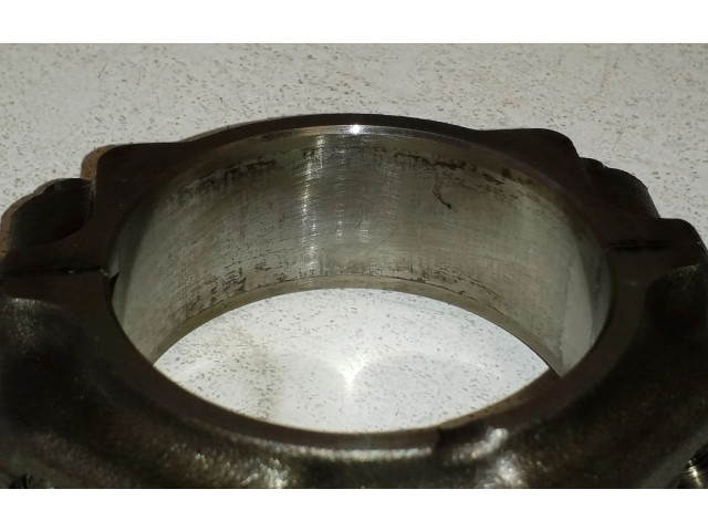 Поршень с шатуном 4n14 M174 Mitsubishi Outlander