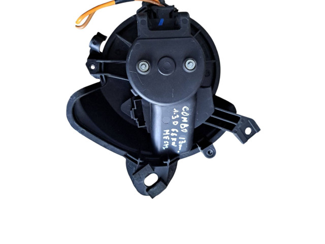 Вентилятор печки    507730100   Opel Combo D