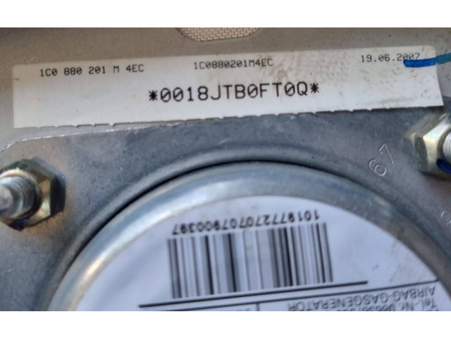 Подушка безопасности водителя 1C0880201M Volkswagen New Beetle
