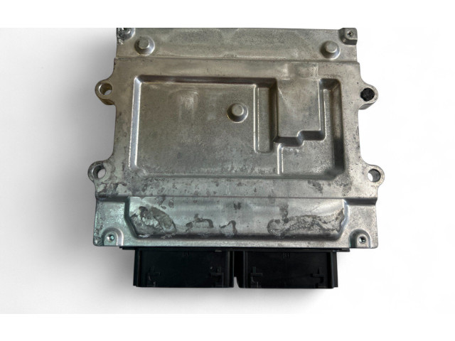 Блок управления двигателем Блок управления 32383818   Volvo S60