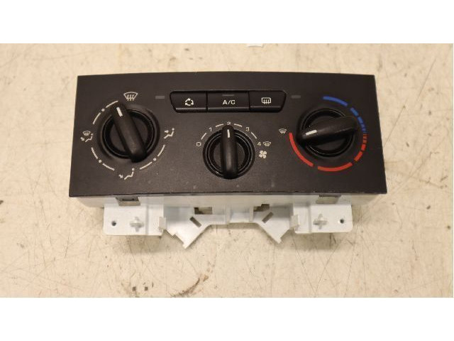 Блок управления климат-контролем 6452K8   Peugeot Partner