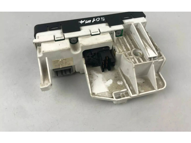 Блок управления климат-контролем 72311AE06A   Subaru Outback