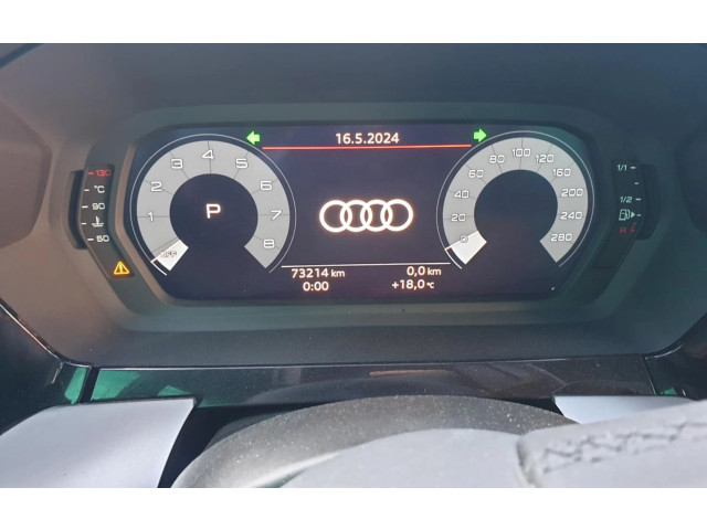 Панель приборов 73.214KM   Audi A3 8Y       