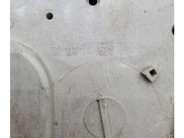 Přístrojová deska  Volkswagen PASSAT B3 1993 81117621  