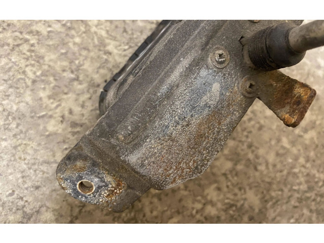 Моторчик стеклоочистителя 0390206210    Volvo S80