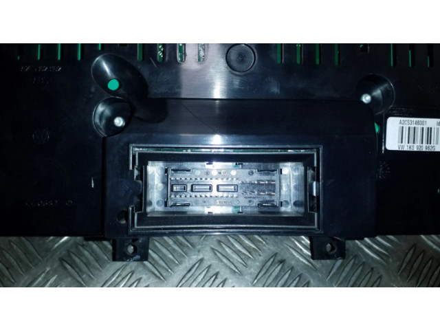 Přístrojová deska Volkswagen Jetta V 2007 1K0920962G, V0011000